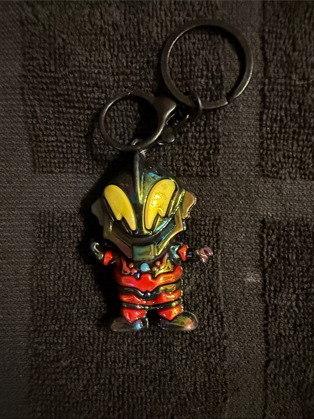 Colorful Sci‑Fi Character Keychain Charm - Yellow & Red